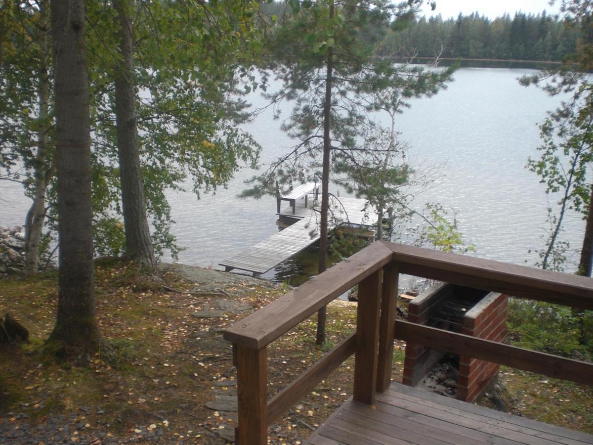 Kuus-Hukkala Hotel Harkala  Buitenkant foto