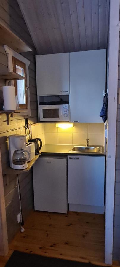Kuus-Hukkala Hotel Harkala  Buitenkant foto