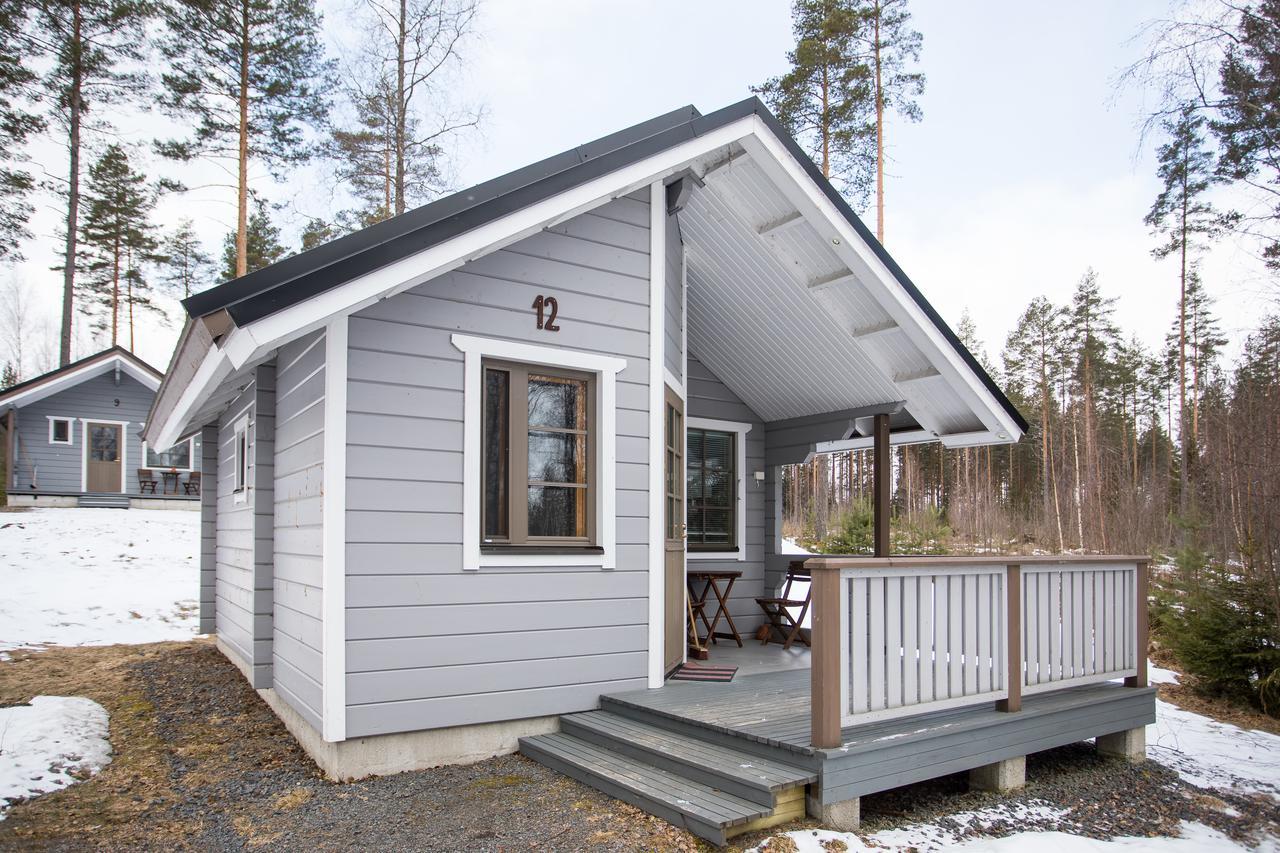 Kuus-Hukkala Hotel Harkala  Buitenkant foto