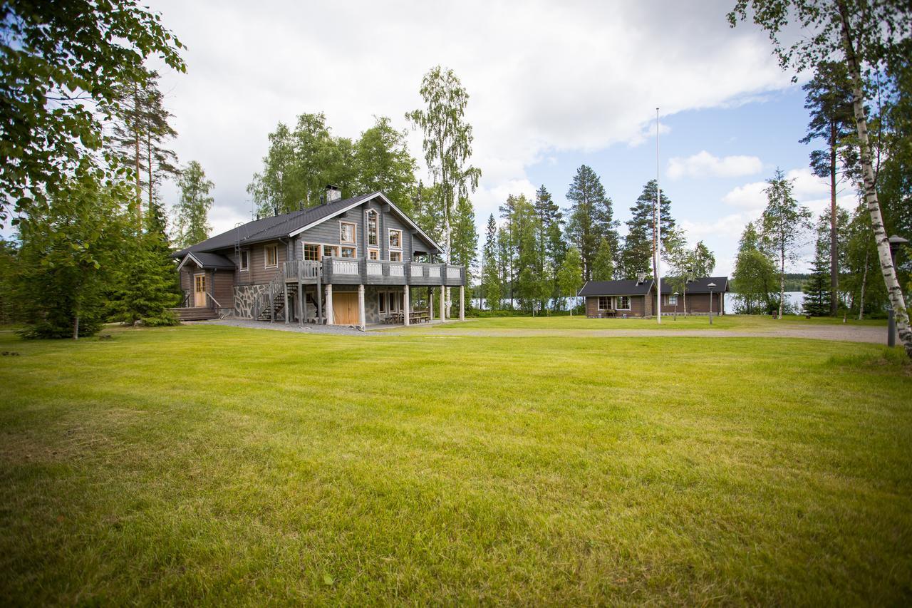 Kuus-Hukkala Hotel Harkala  Buitenkant foto