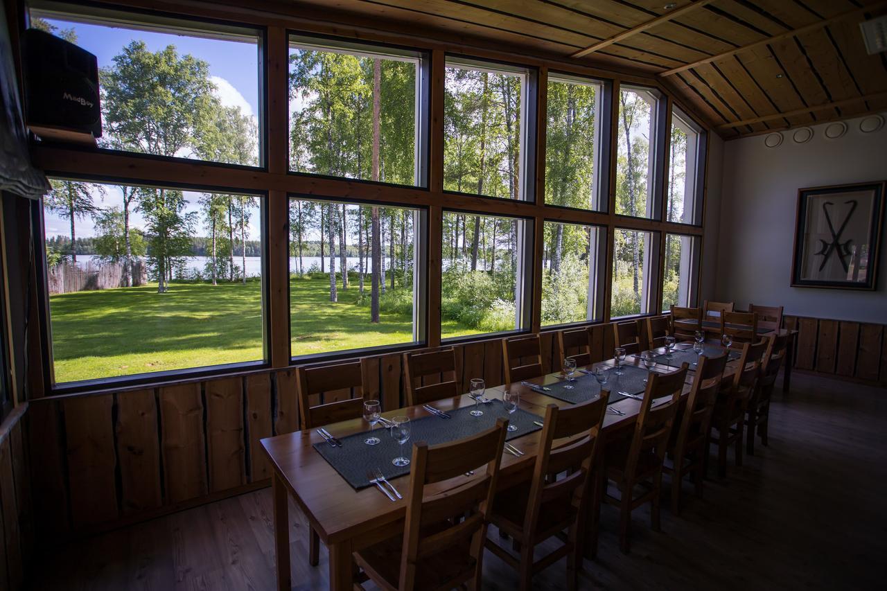 Kuus-Hukkala Hotel Harkala  Buitenkant foto